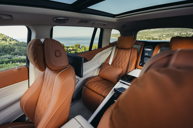 Рассекречен обновлённый флагманский кроссовер Mercedes-Maybach GLS