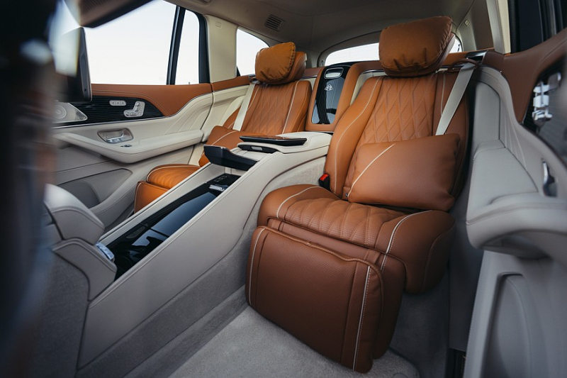Рассекречен обновлённый флагманский кроссовер Mercedes-Maybach GLS